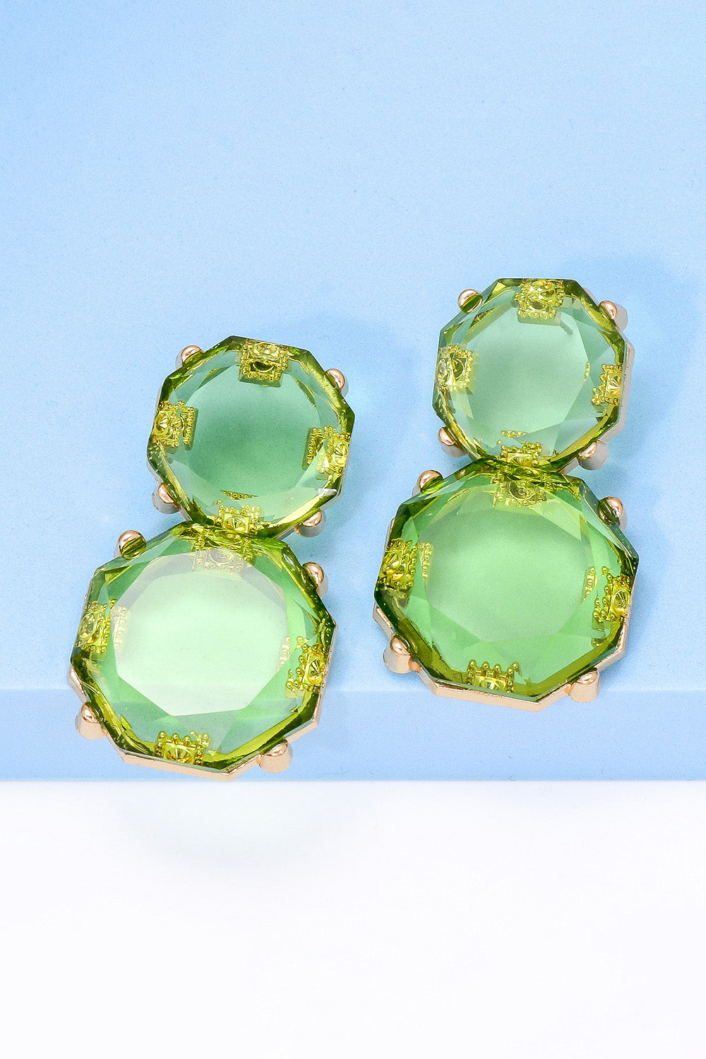 3563c0e6984b477f8846729335e5c851-Max