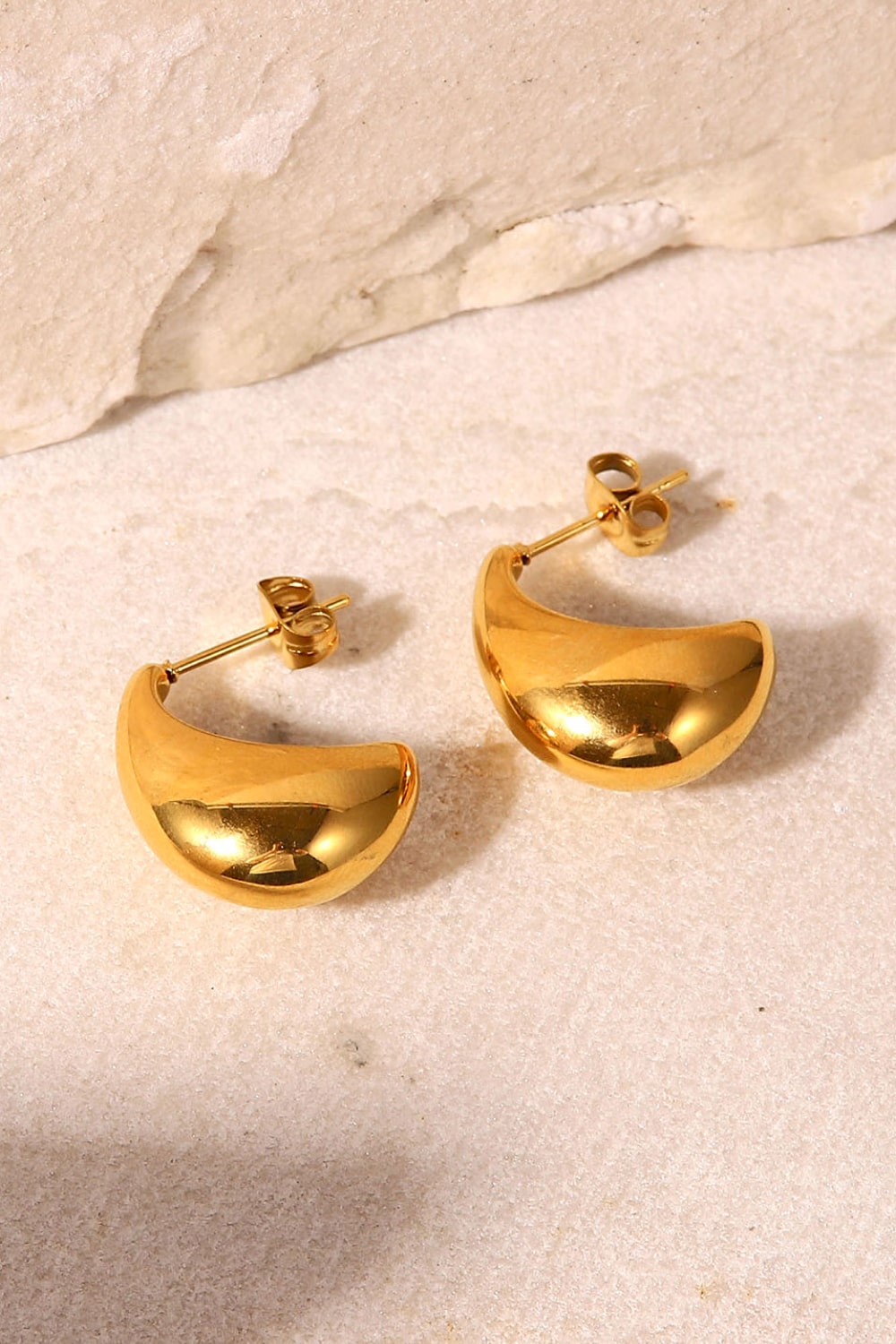 3d4b4a18df5e409a9d96011253fb3ff5-Max