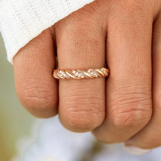 c66ff493-0b8d-4c3e-b97e-f450b210b888-Max